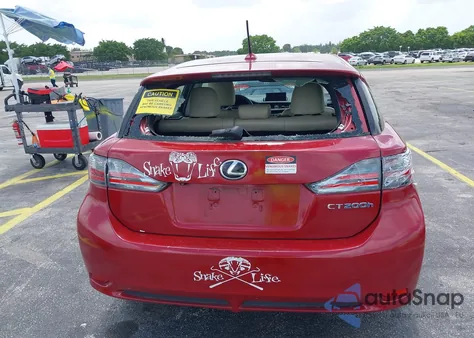 2013 Lexus Ct 200H z USA, uszkodzony, nr VIN JTHKD5BH4D2134161